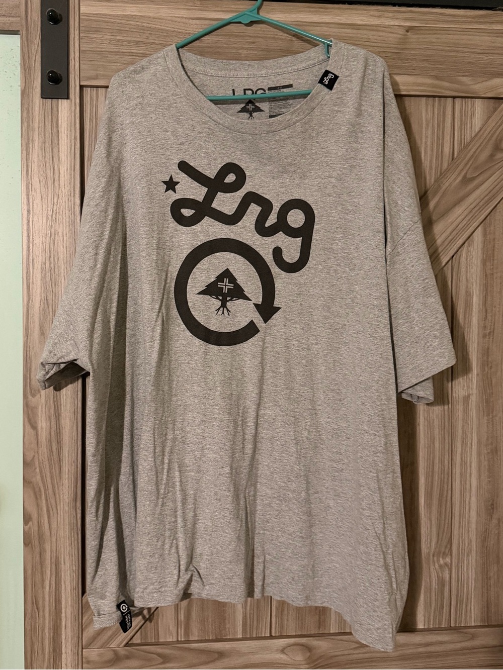 LRG Men’s Heather Gray Short Sleeve Logo Tee